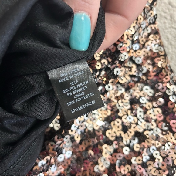 Thirty Thirty Sequin Drape Neck Tank Crop Top NWT - Picture 4 of 6